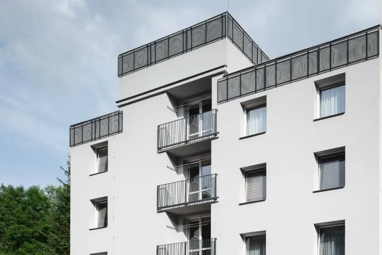 Rekonstrukce bytového domu - návrh č.2