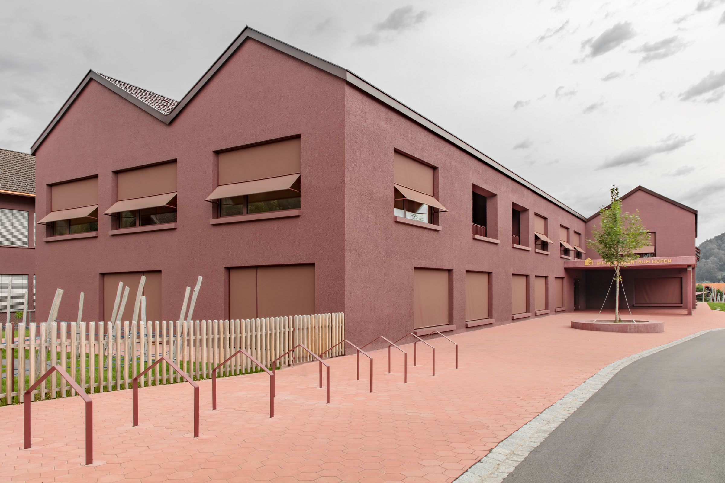 Jesle, školka a škola v obci Frastanz, Rakousko