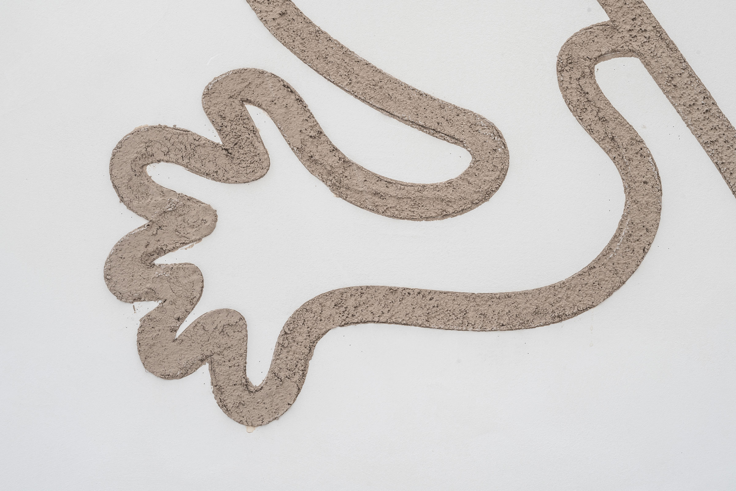 Fasáda mateřské školy se zateplením StoTherm, samočistící omítkou StoLotusan a hravými motivy.