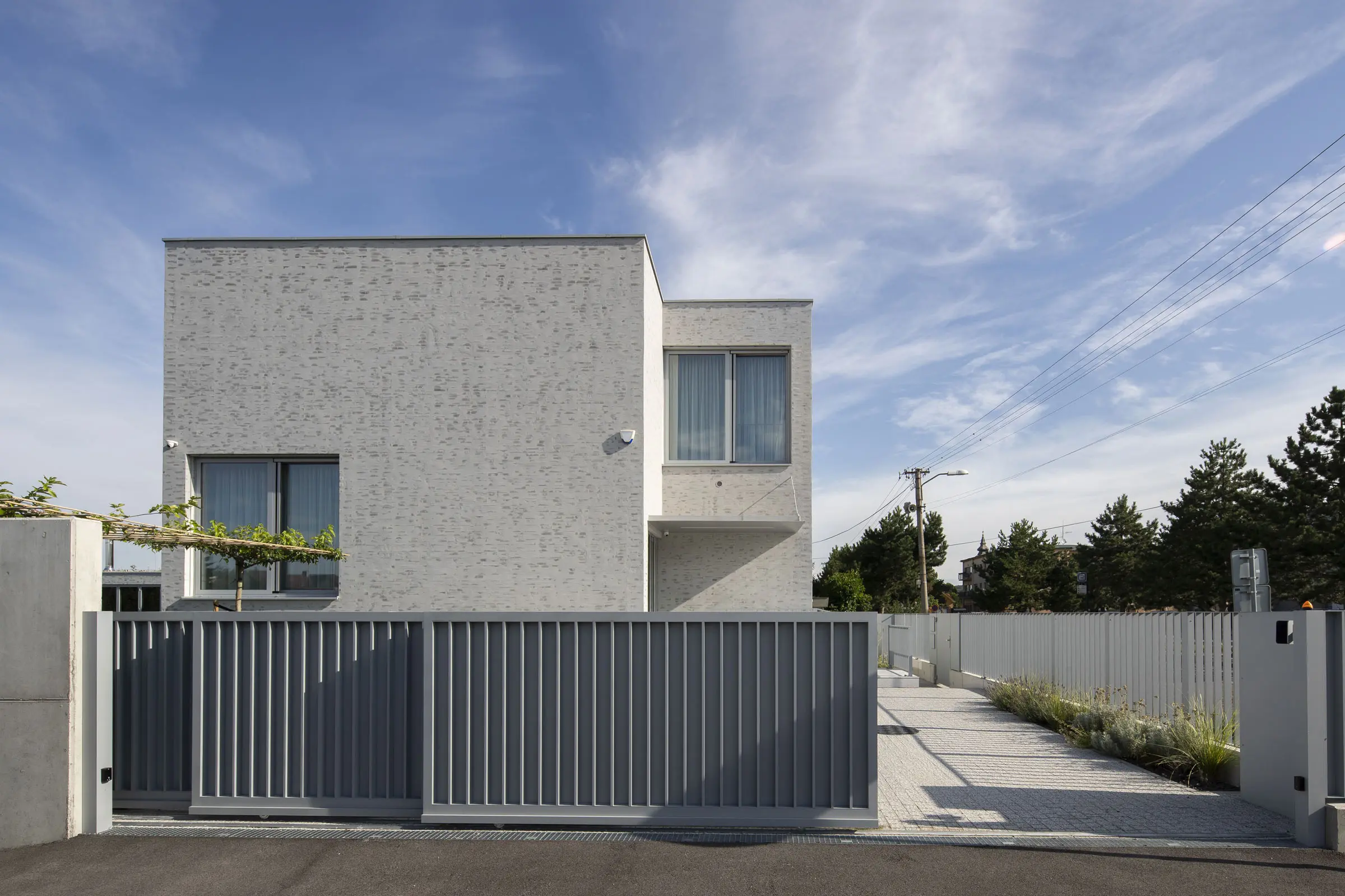 Rodinný dům Tunega Bratislava, SK