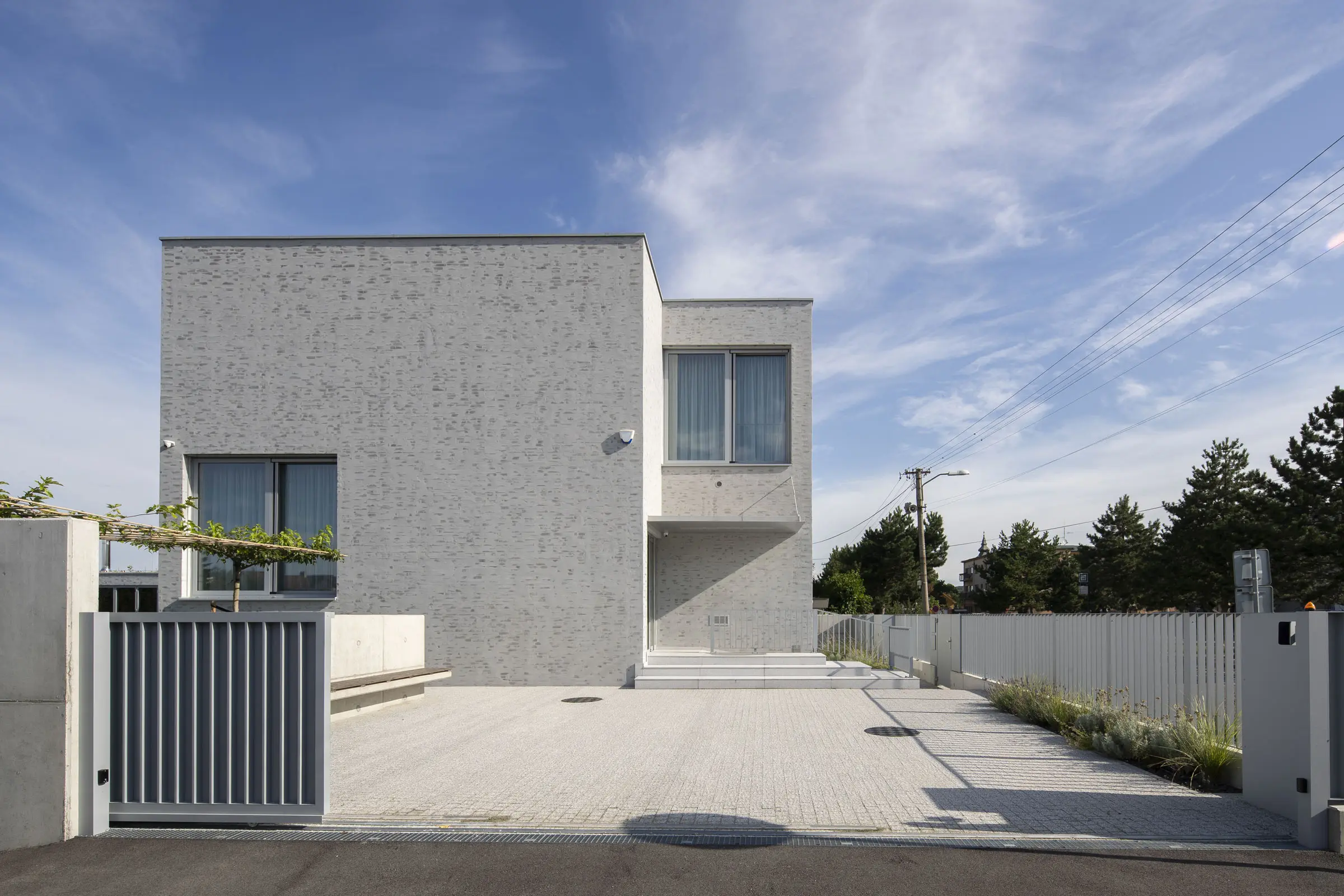 Rodinný dům Tunega Bratislava, SK