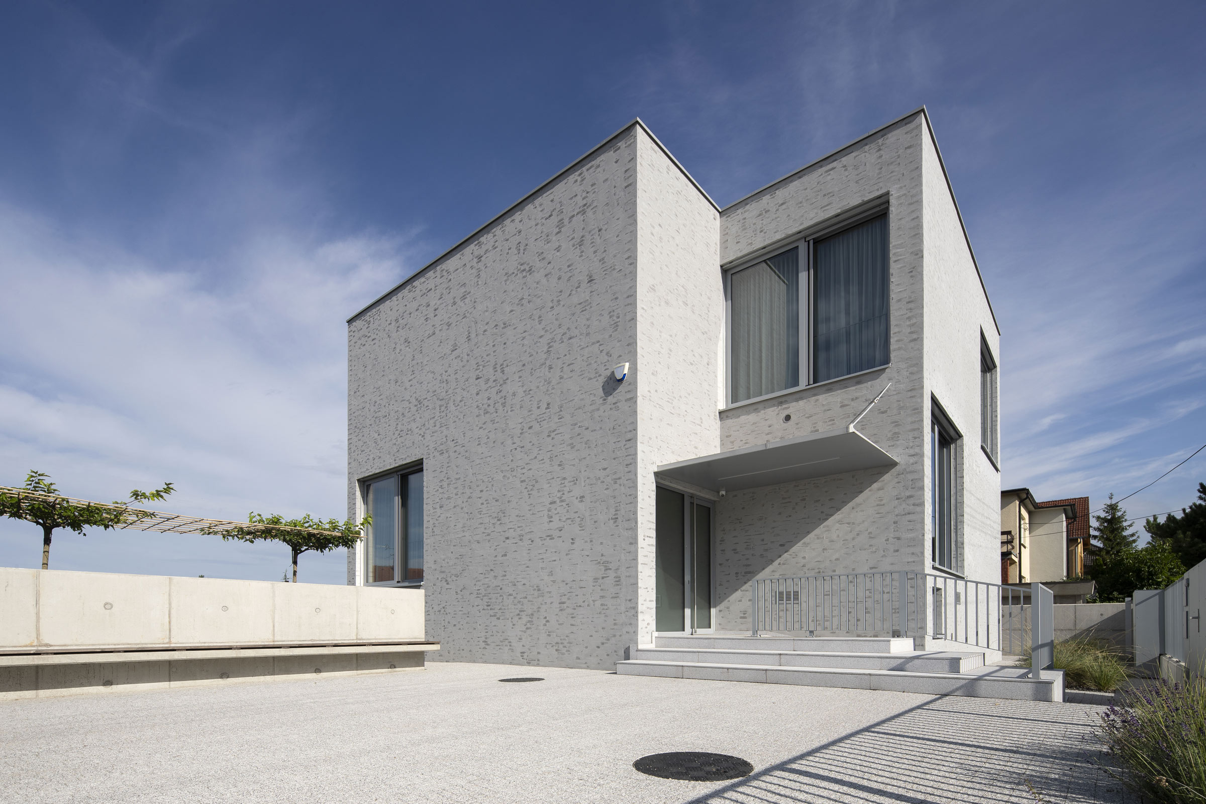 Rodinný dům v Záhorské Bystrici, Slovensko