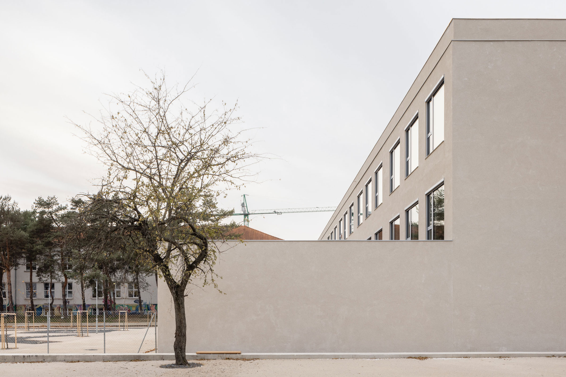 Brizolitová omítka na fasádě ZŠ v Bernolákově