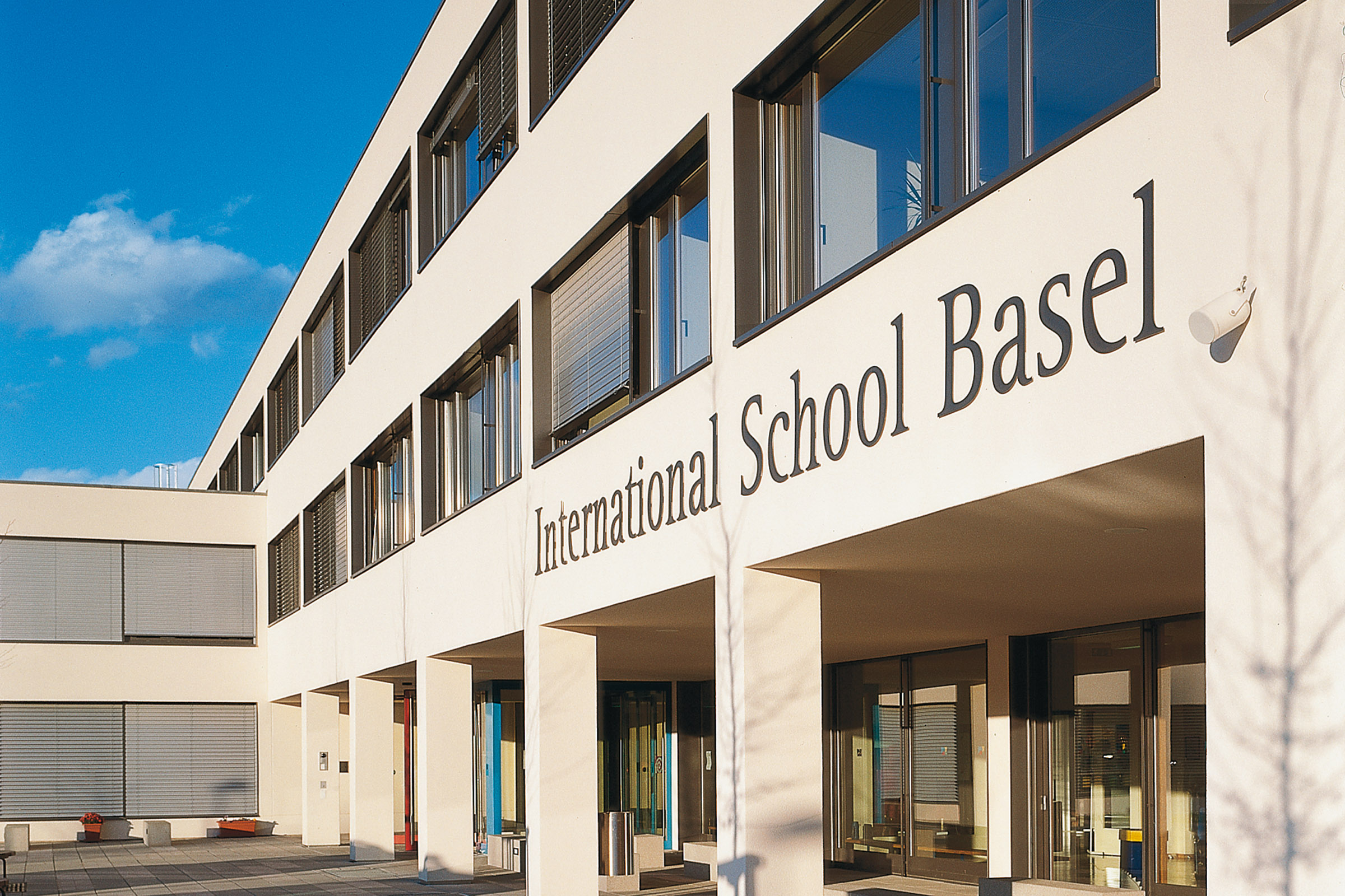 Podívejte, jak mohou vypadat fasády škol